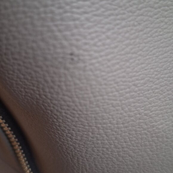 Venque Diamond Leather Backpack - Picture 6 of 6